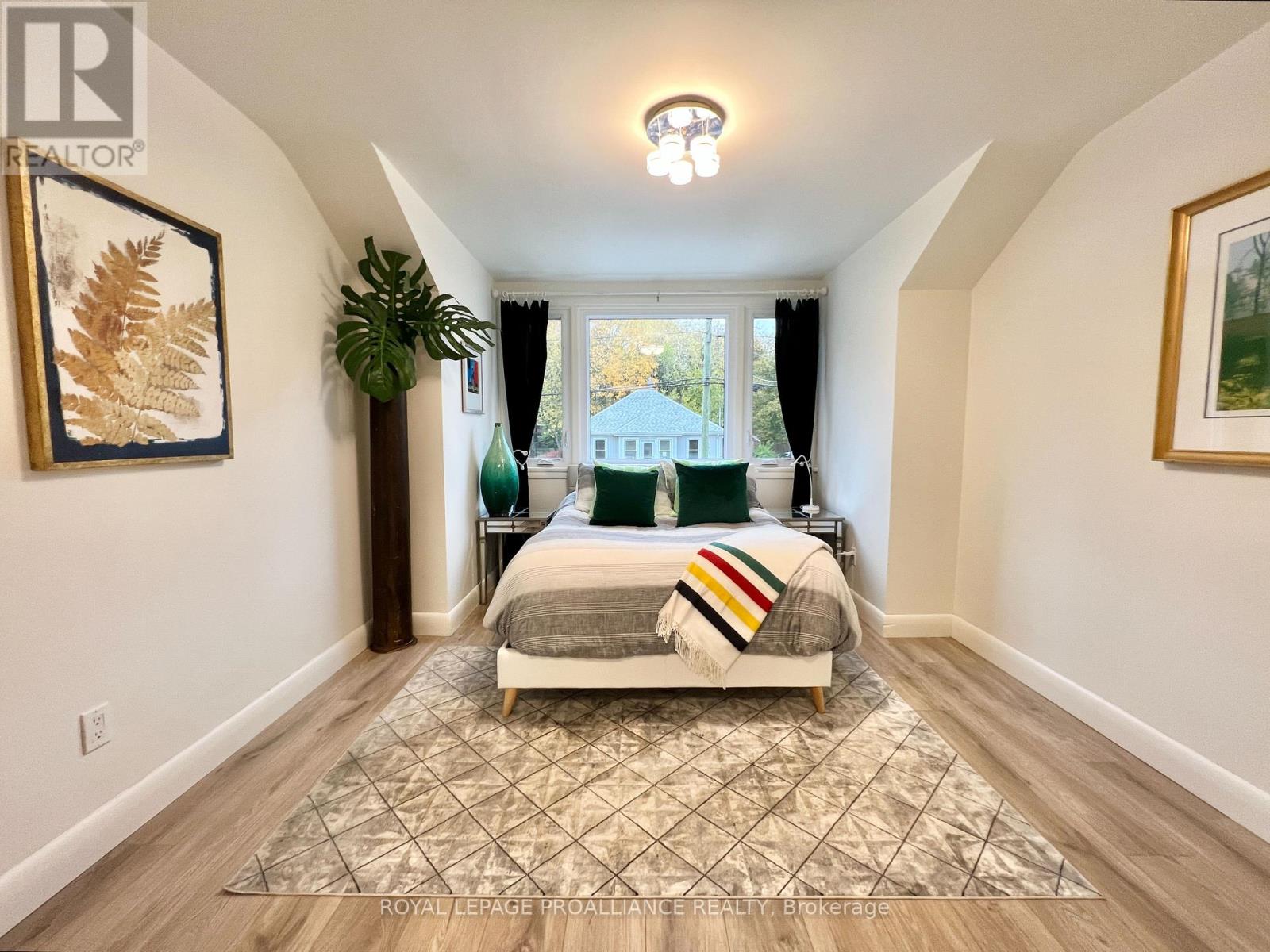 178 Burnham Street, Belleville, Ontario K8N 3R9 - Photo 18 - X12484175