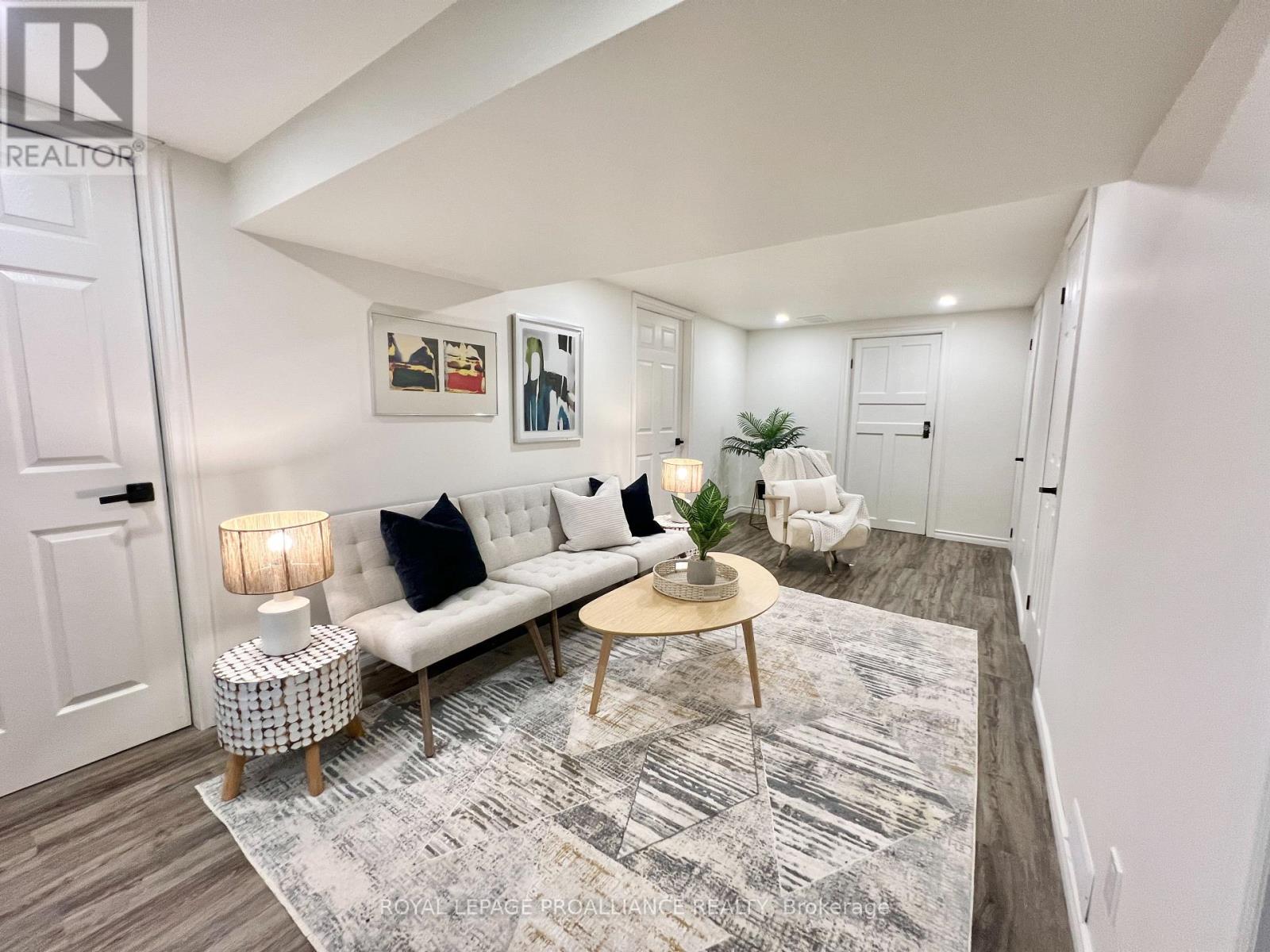 178 Burnham Street, Belleville, Ontario K8N 3R9 - Photo 23 - X12484175