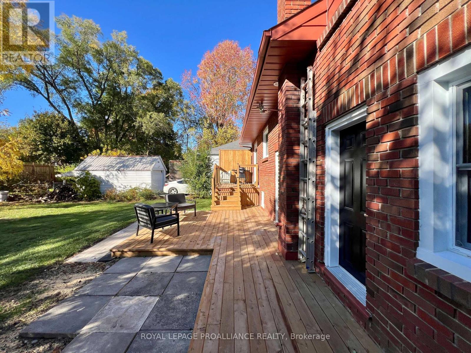 178 Burnham Street, Belleville, Ontario K8N 3R9 - Photo 31 - X12484175