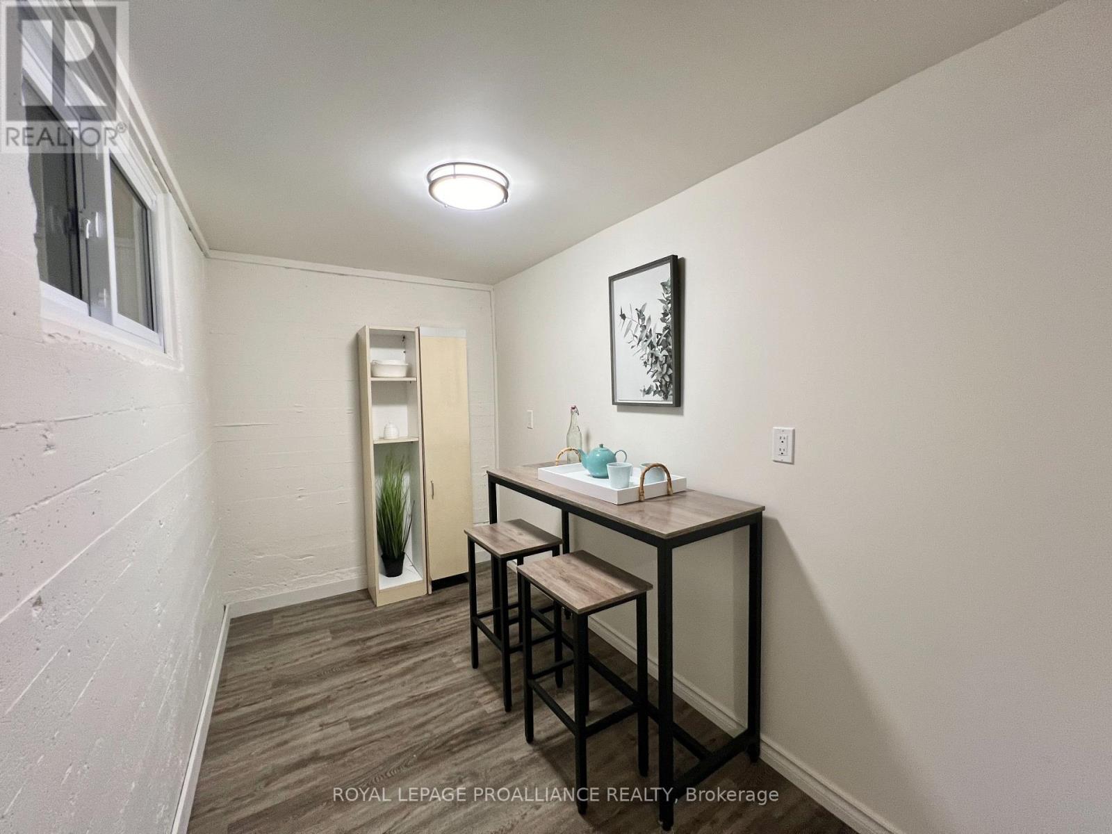 178 Burnham Street, Belleville, Ontario K8N 3R9 - Photo 26 - X12484175