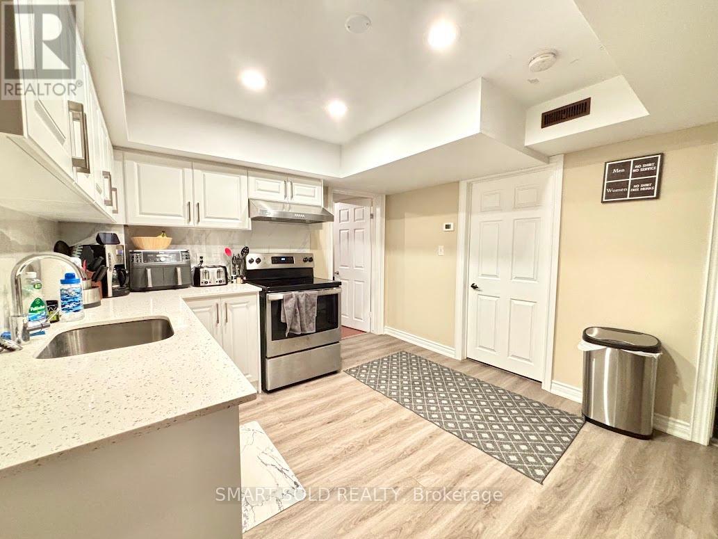 Lower - 330 Leacock Drive, Barrie, Ontario  L4N 6J8 - Photo 1 - S12517924