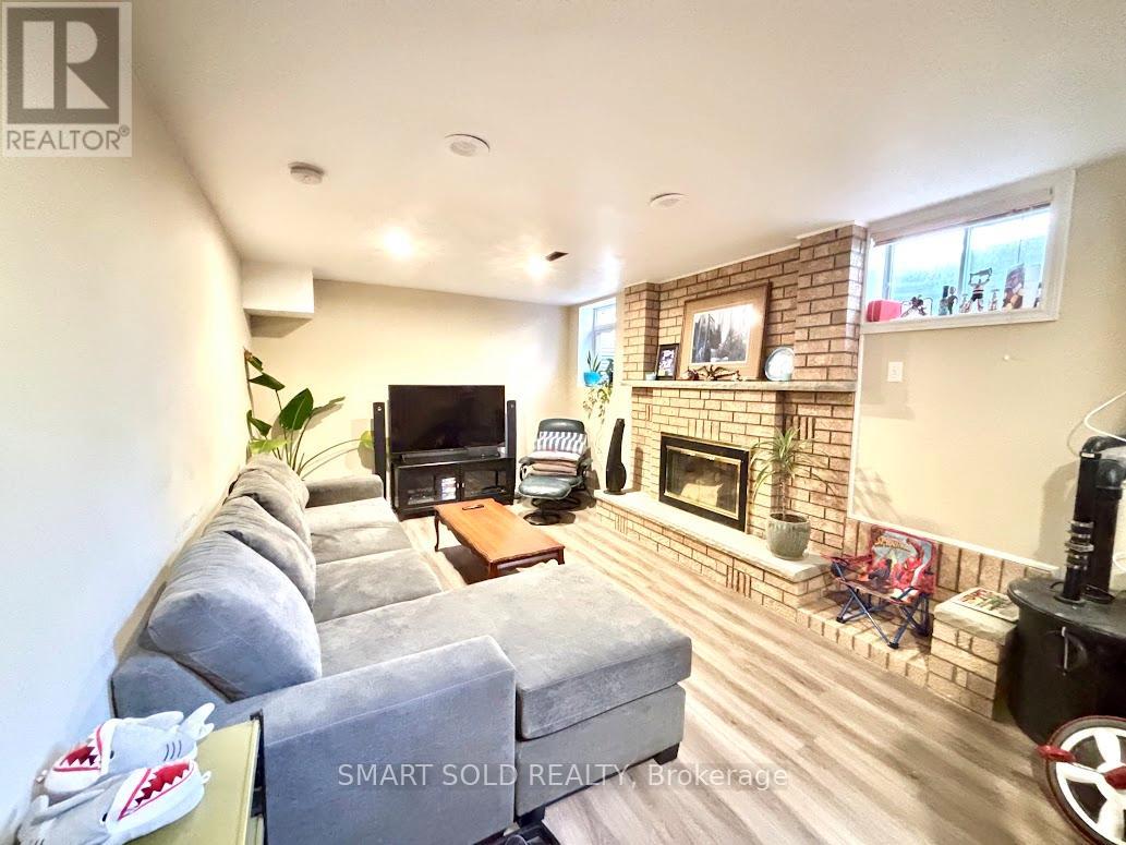 Lower - 330 Leacock Drive, Barrie, Ontario  L4N 6J8 - Photo 7 - S12517924