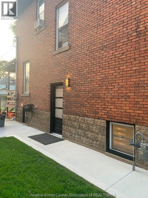 323 Gladstone Avenue Unit# 1, Windsor, Ontario N9A 2P5 - Photo 2 - 25025113