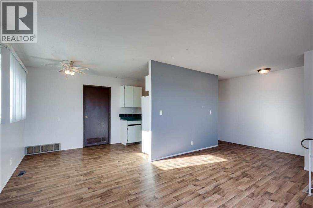 5418 And 5422 48 Avenue, Olds, Alberta  T4H 1G4 - Photo 12 - A2268282