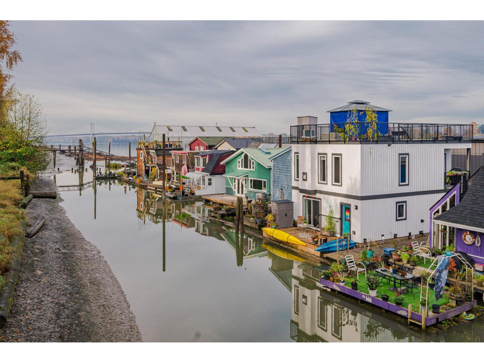 2w 20837 Louie Crescent, Langley, British Columbia V1M 3H7 - Photo 40 - R3063716