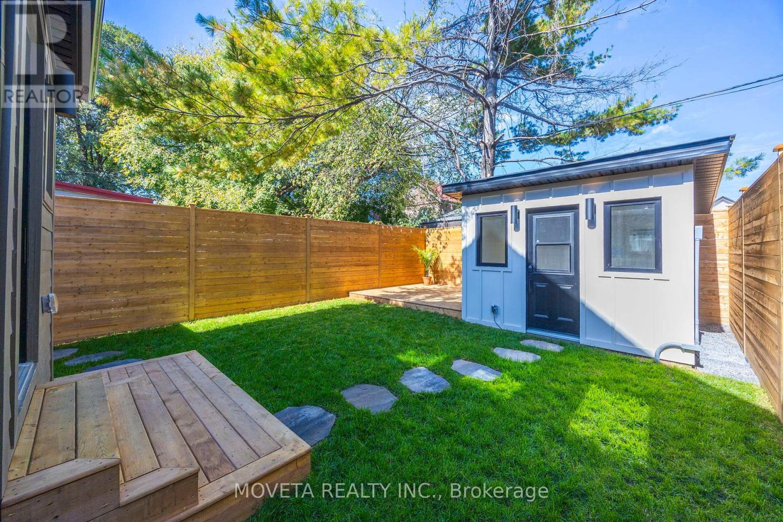 4 Mahoney Avenue, Toronto, Ontario  M6M 2H4 - Photo 46 - W12491284