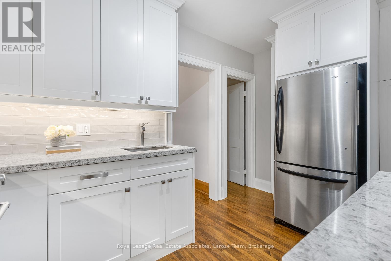 96 Chelsea Avenue, Toronto, Ontario M6P 1C3 - Photo 13 - W12509754