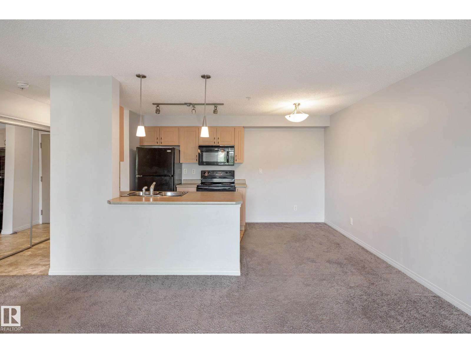 #319 13907 136 St Nw, Edmonton, Alberta  T6V 1Y5 - Photo 3 - E4464877