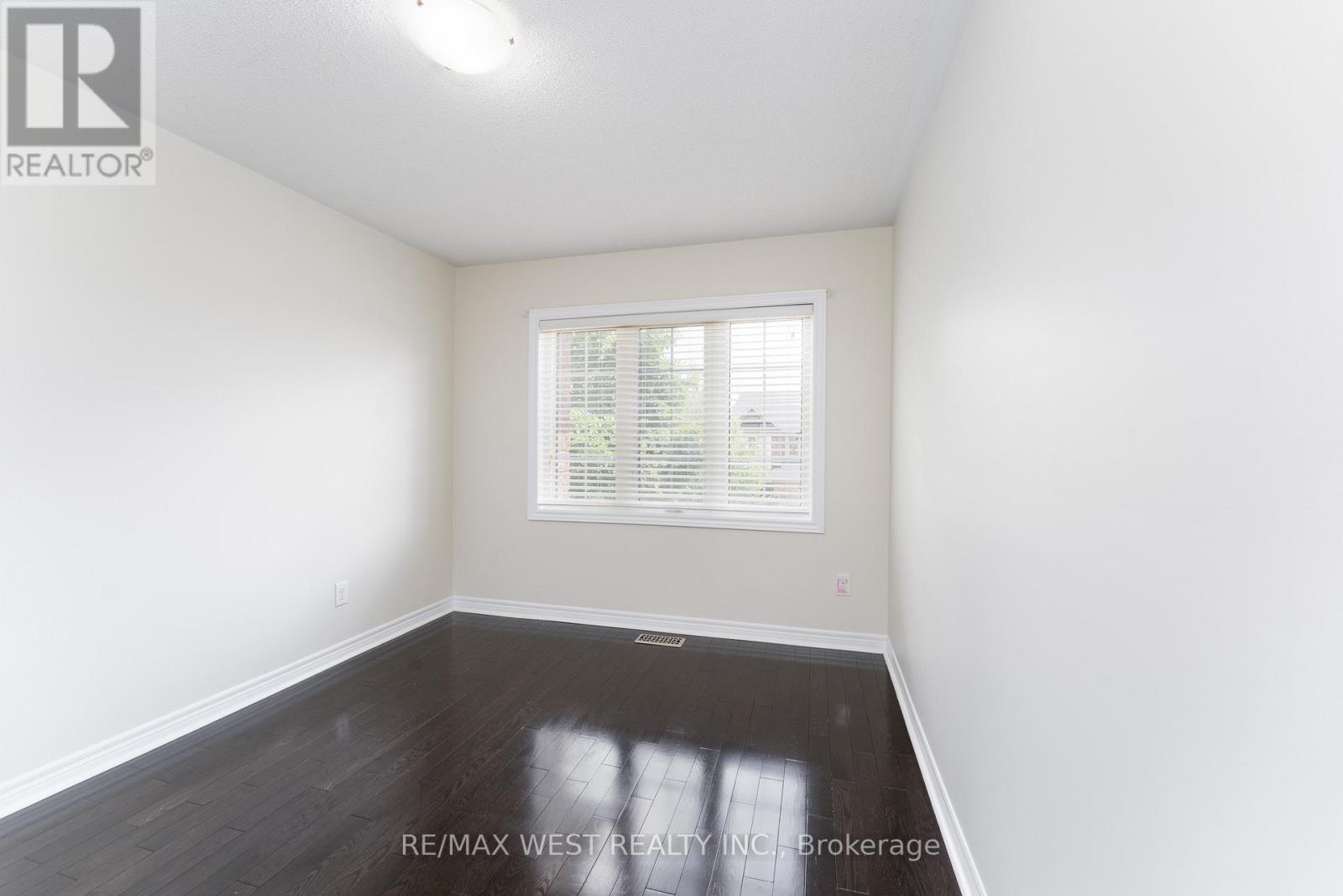 2120 Fiddlers Way, Oakville, Ontario L5M 0M5 - Photo 16 - W12517648