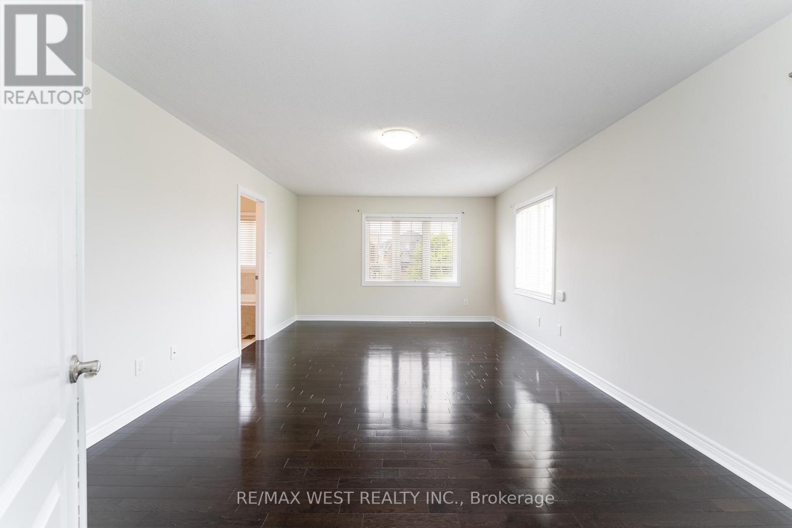 2120 Fiddlers Way, Oakville, Ontario L5M 0M5 - Photo 20 - W12517648