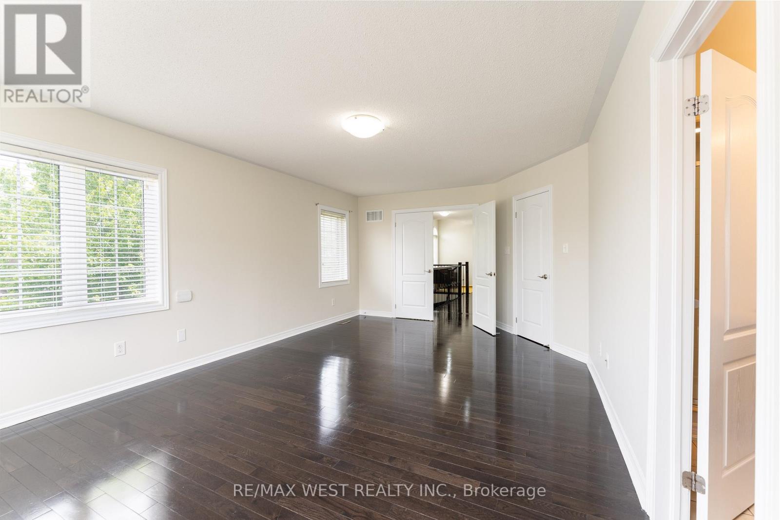 2120 Fiddlers Way, Oakville, Ontario L5M 0M5 - Photo 23 - W12517648