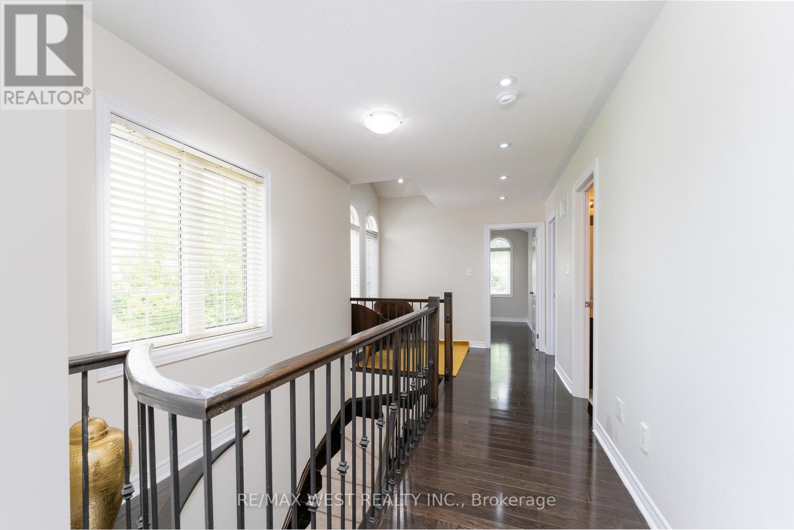 2120 Fiddlers Way, Oakville, Ontario L5M 0M5 - Photo 25 - W12517648