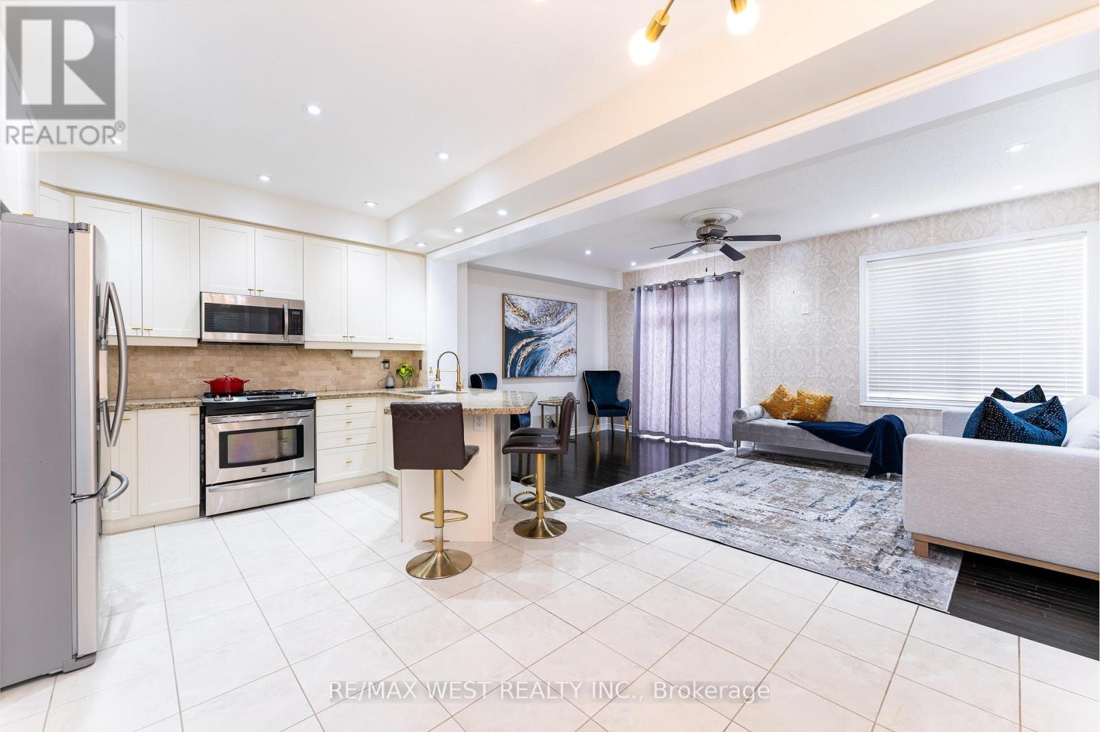 2120 Fiddlers Way, Oakville, Ontario L5M 0M5 - Photo 7 - W12517648