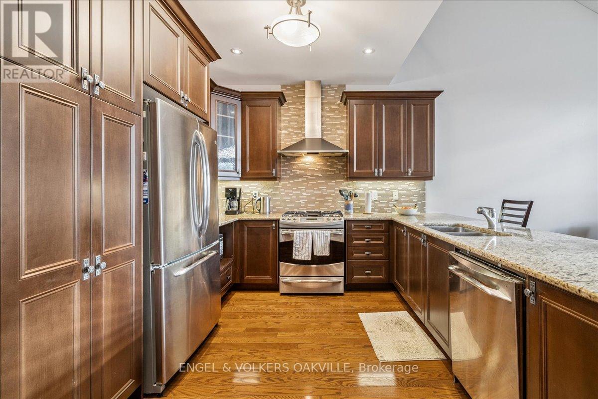 15 - 3353 Liptay Avenue, Oakville, Ontario L6M 0M6 - Photo 18 - W12517654