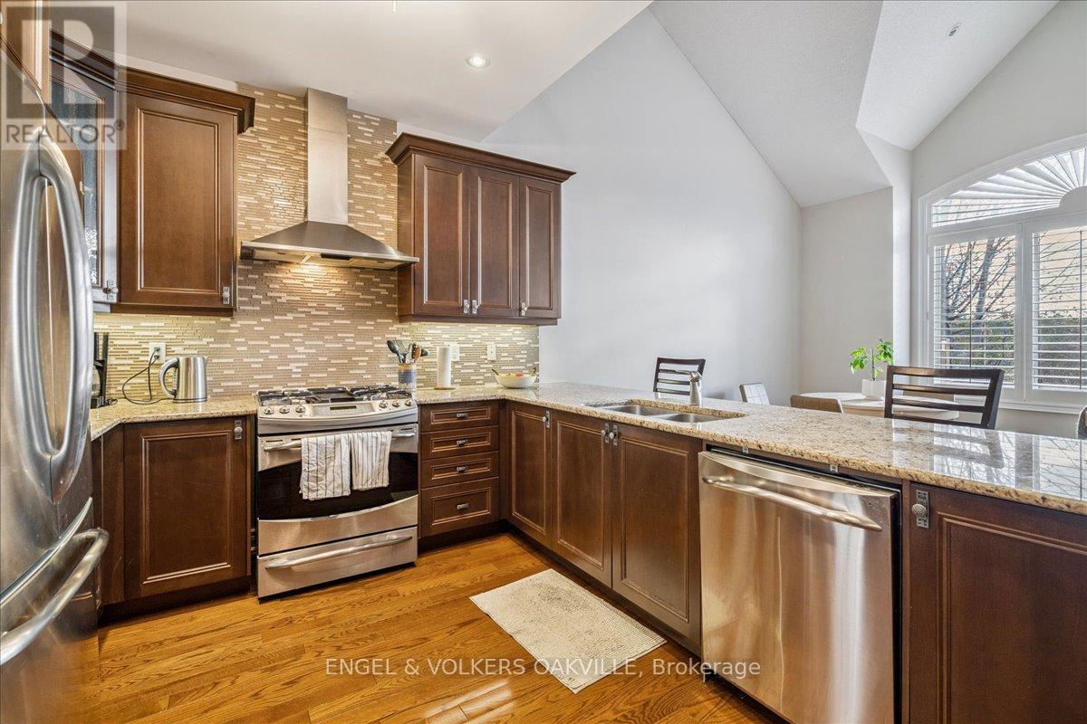 15 - 3353 Liptay Avenue, Oakville, Ontario L6M 0M6 - Photo 19 - W12517654