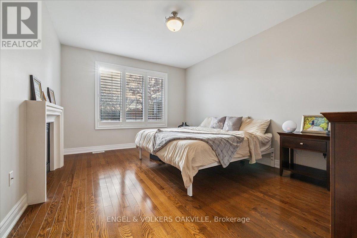 15 - 3353 Liptay Avenue, Oakville, Ontario L6M 0M6 - Photo 22 - W12517654