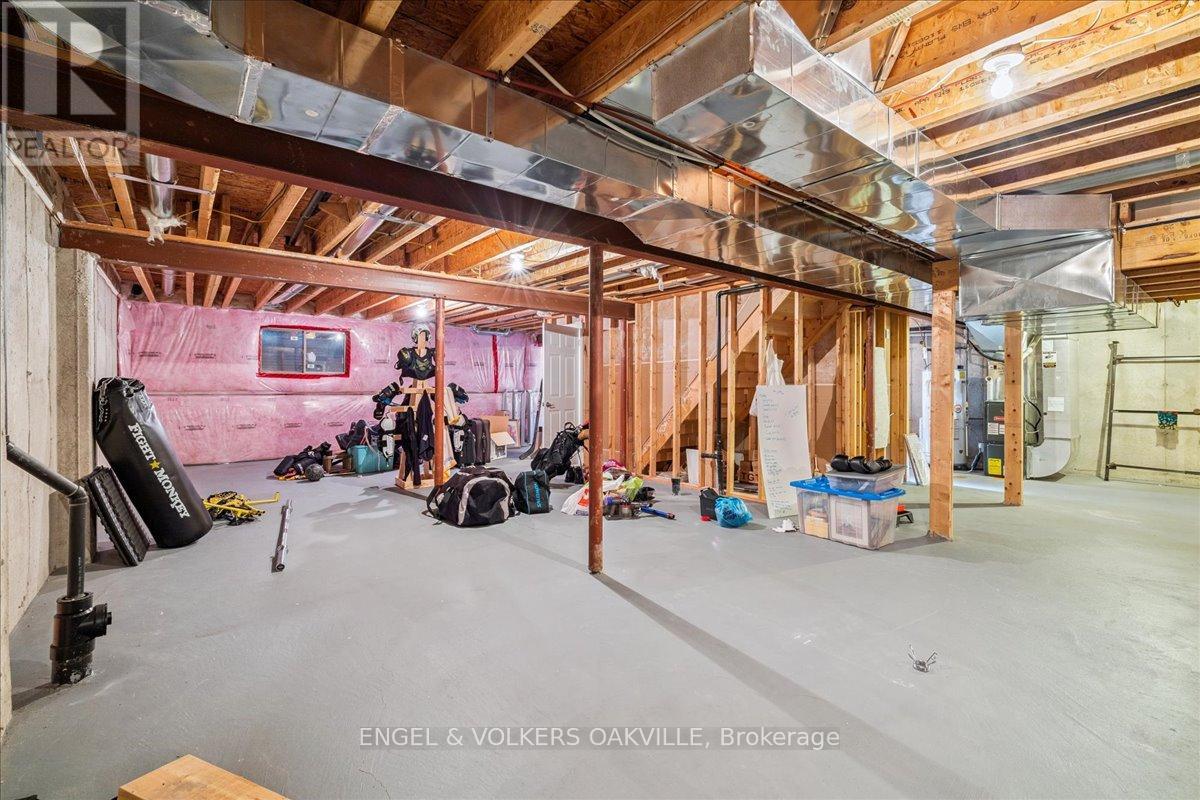 15 - 3353 Liptay Avenue, Oakville, Ontario L6M 0M6 - Photo 40 - W12517654