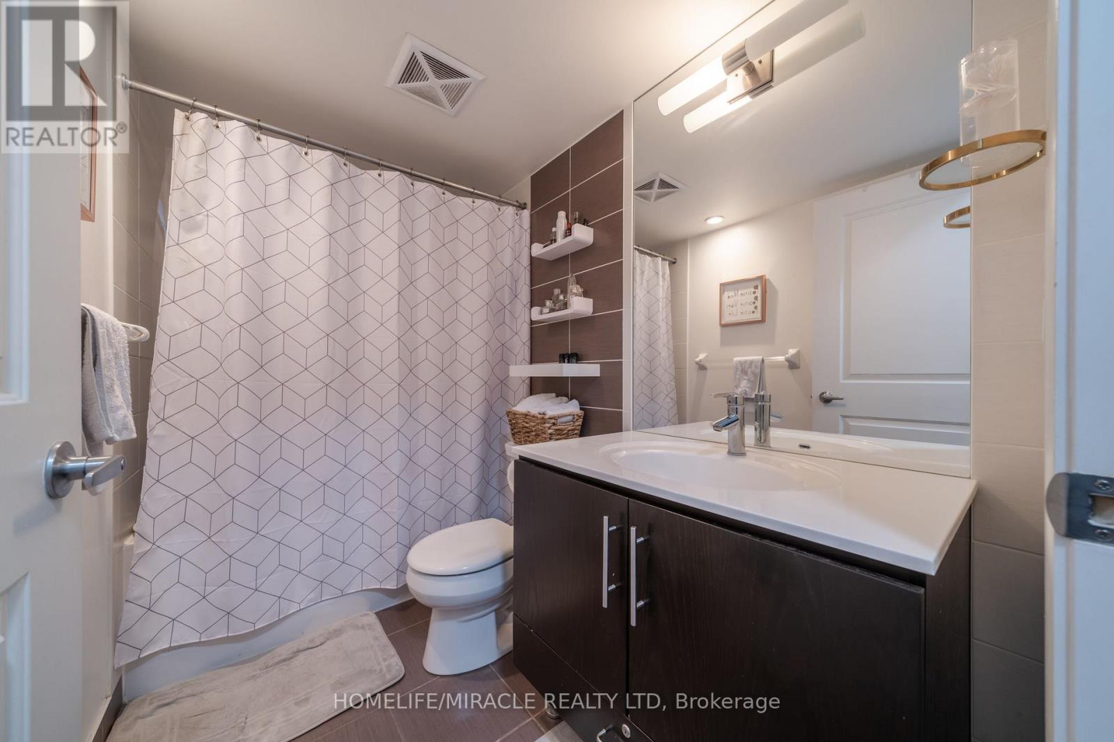 1406 - 205 Sherway Gardens Road, Toronto, Ontario M9C 0A5 - Photo 10 - W12517680