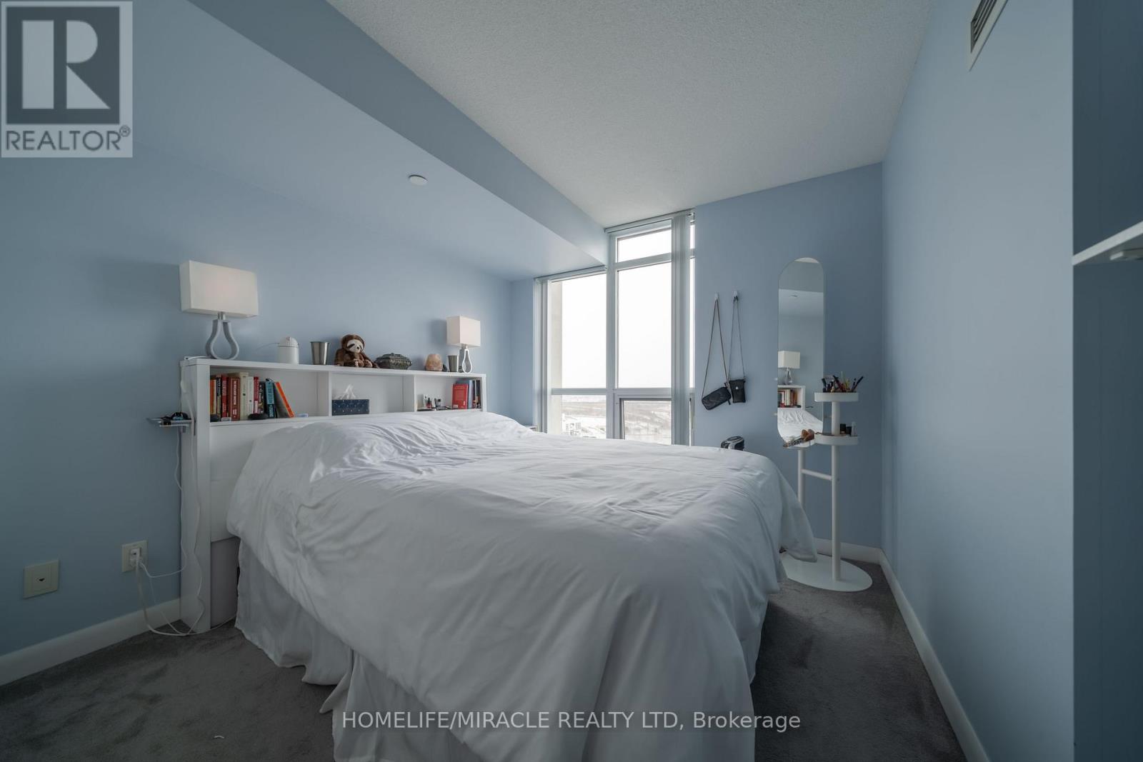 1406 - 205 Sherway Gardens Road, Toronto, Ontario M9C 0A5 - Photo 6 - W12517680