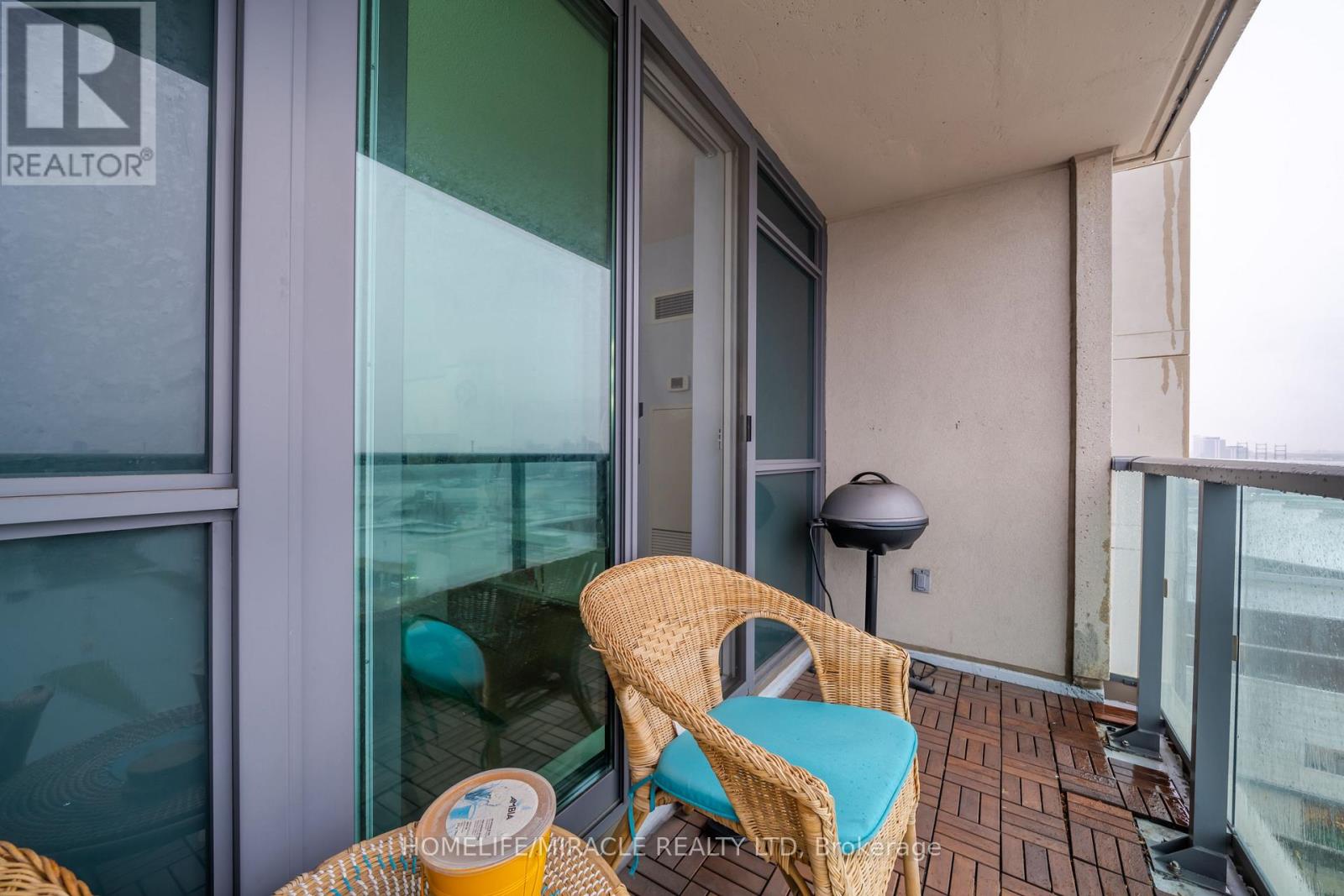 1406 - 205 Sherway Gardens Road, Toronto, Ontario M9C 0A5 - Photo 8 - W12517680