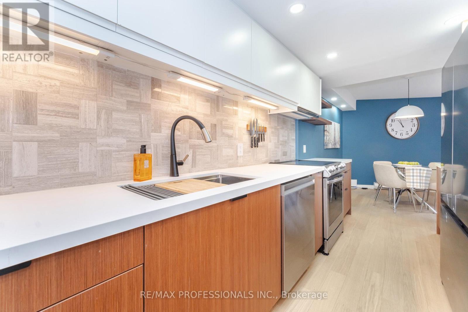 A12 - 284 Mill Road, Toronto, Ontario M9C 4W6 - Photo 16 - W12517708