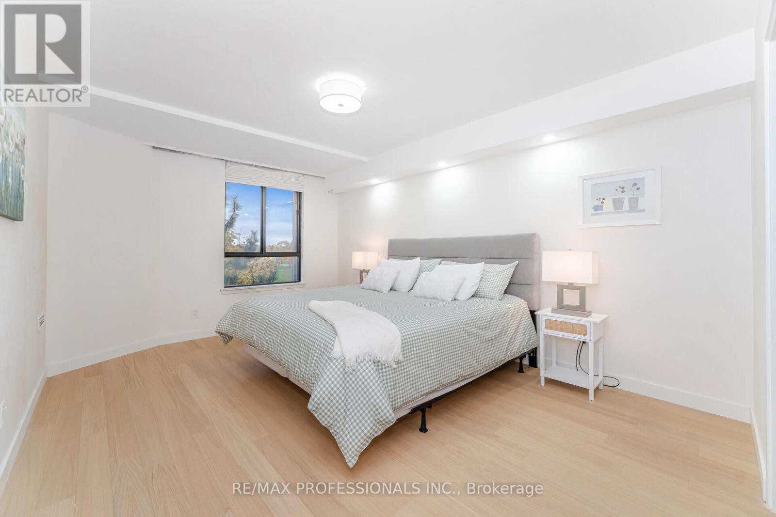 A12 - 284 Mill Road, Toronto, Ontario M9C 4W6 - Photo 17 - W12517708