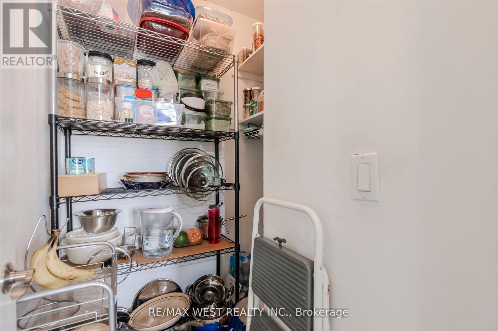 28 - 9 Pine Street, Toronto, Ontario M9N 0A6 - Photo 15 - W12517726