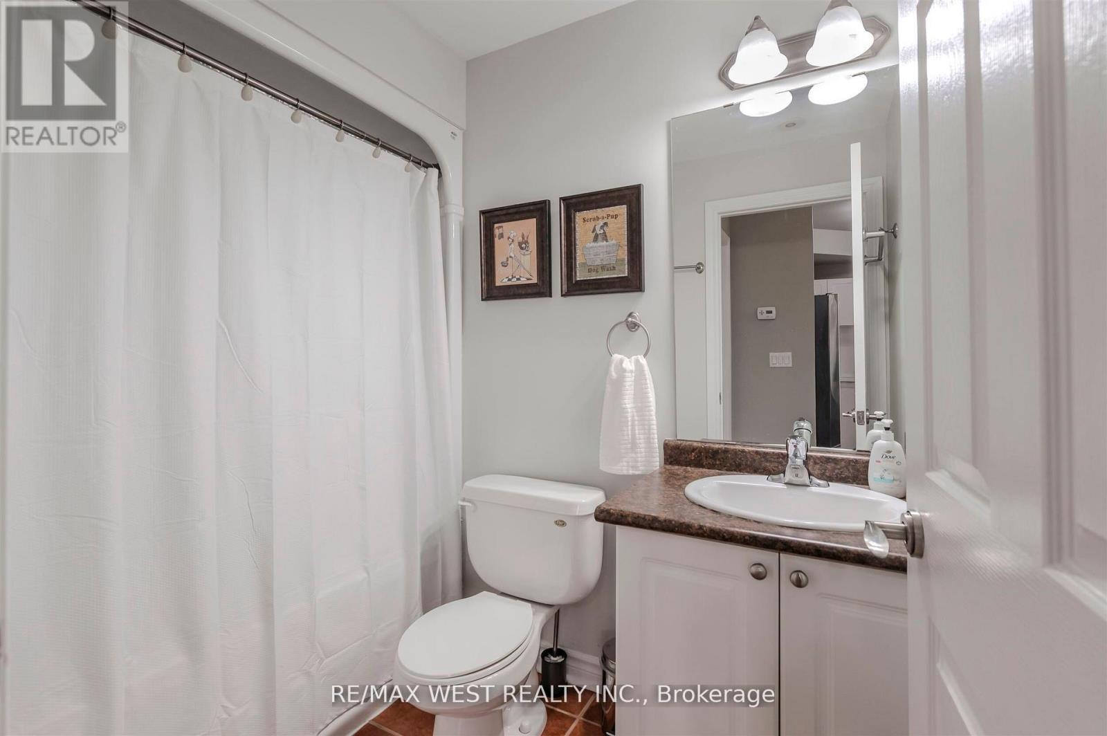 28 - 9 Pine Street, Toronto, Ontario M9N 0A6 - Photo 27 - W12517726