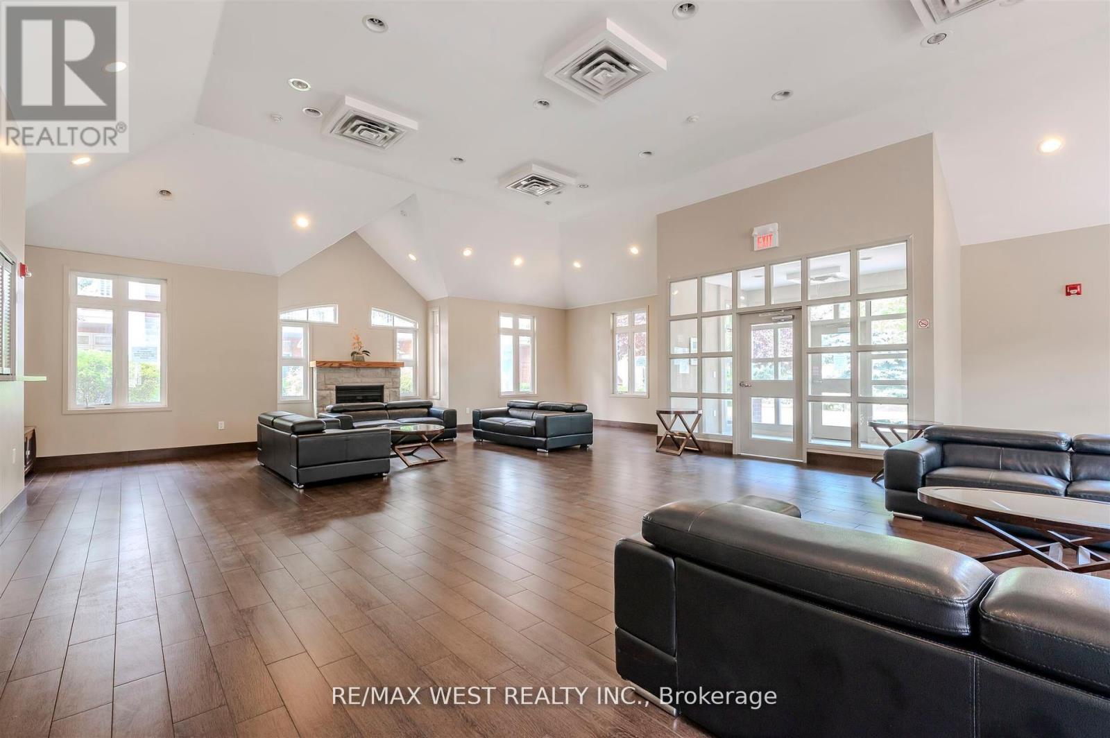 28 - 9 Pine Street, Toronto, Ontario M9N 0A6 - Photo 40 - W12517726