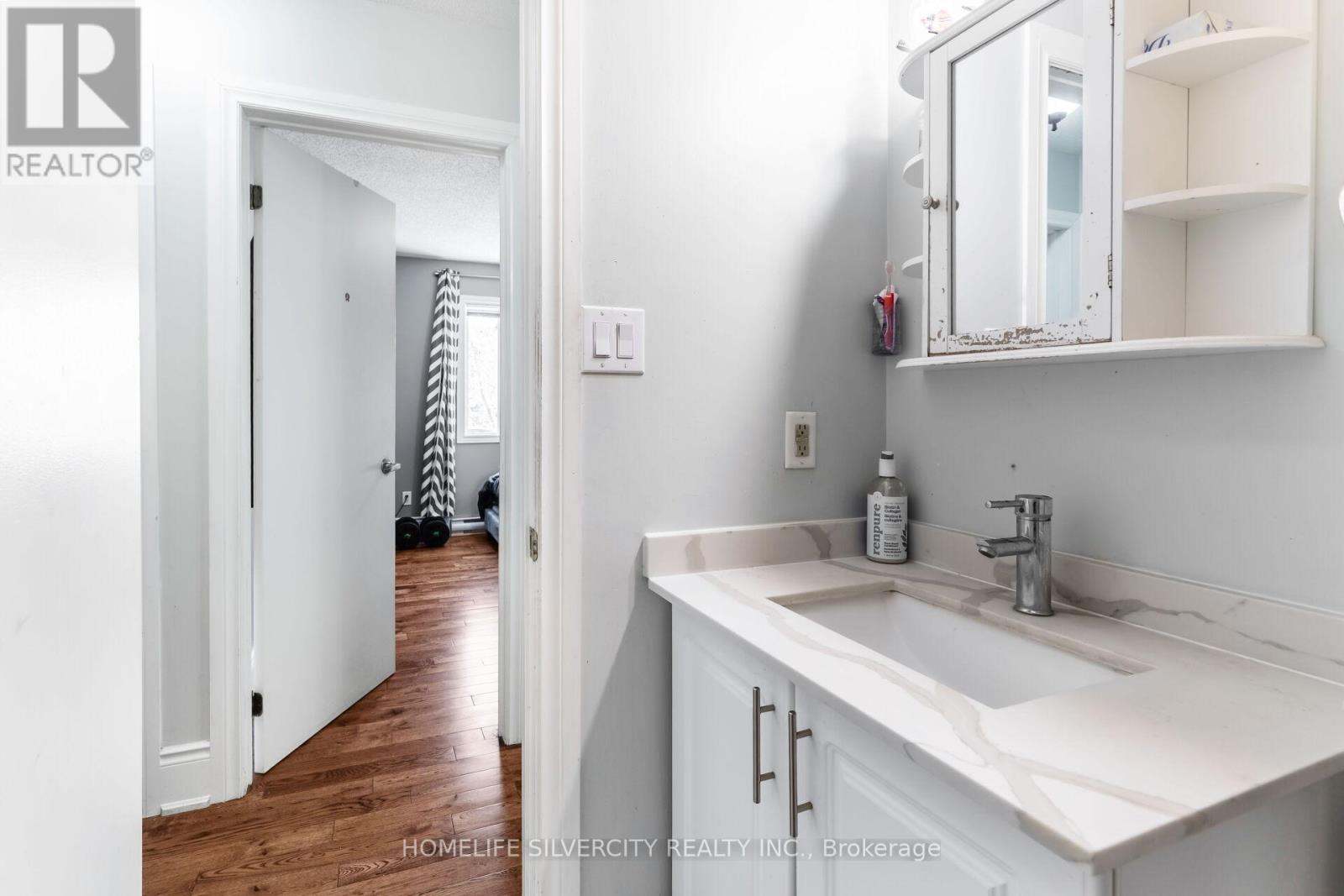 96 - 90 Lawrence Avenue, Orangeville, Ontario L9W 4J5 - Photo 24 - W12517742