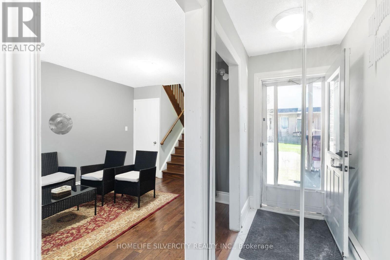 96 - 90 Lawrence Avenue, Orangeville, Ontario L9W 4J5 - Photo 9 - W12517742