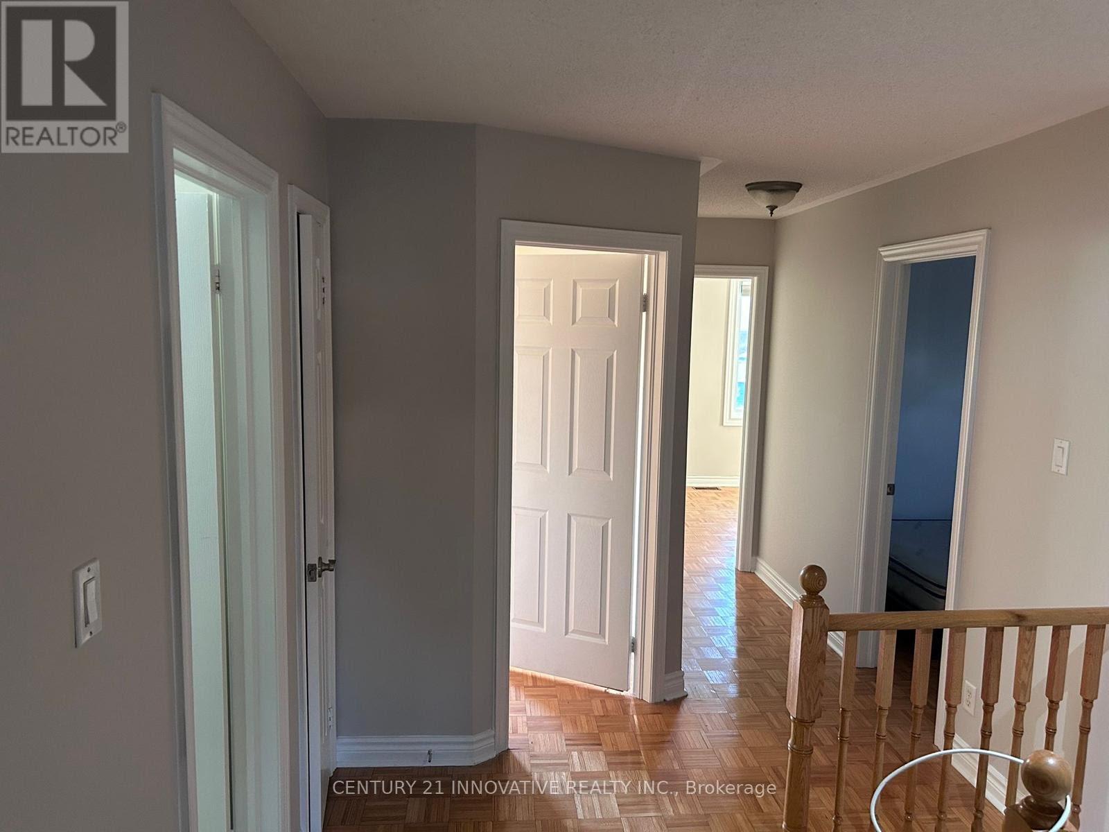 43 Summerdale Crescent, Brampton, Ontario  L6X 4V9 - Photo 7 - W12517772