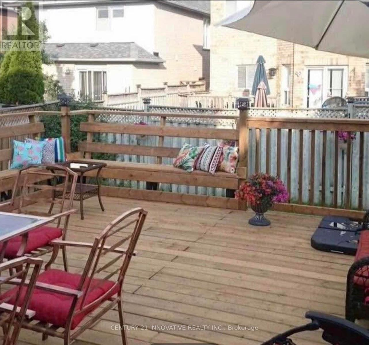 43 Summerdale Crescent, Brampton, Ontario  L6X 4V9 - Photo 9 - W12517772