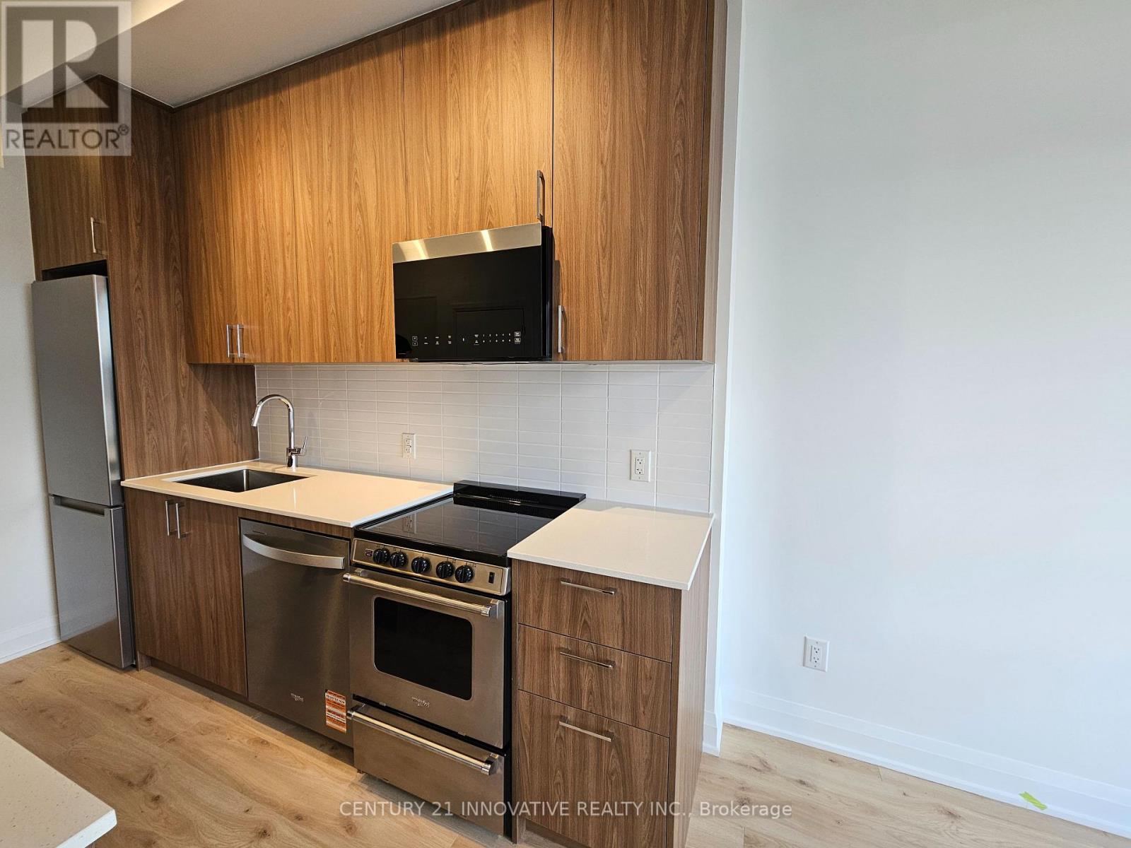 3250 Carding Mill Trail, Oakville, Ontario L6M 1L3 - Photo 11 - W12517790