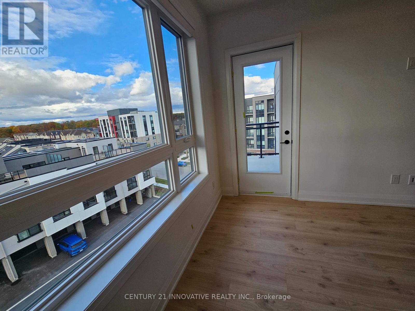 3250 Carding Mill Trail, Oakville, Ontario L6M 1L3 - Photo 14 - W12517790