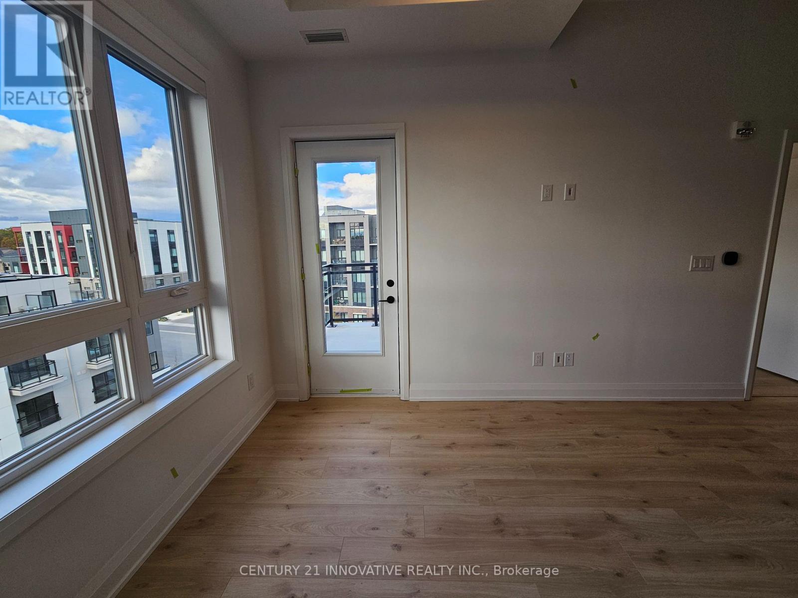 3250 Carding Mill Trail, Oakville, Ontario L6M 1L3 - Photo 17 - W12517790