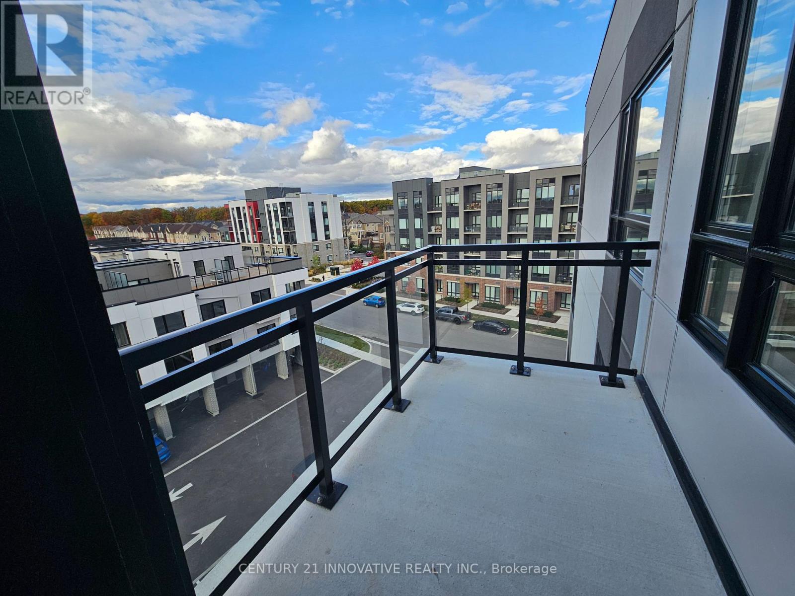 3250 Carding Mill Trail, Oakville, Ontario L6M 1L3 - Photo 18 - W12517790