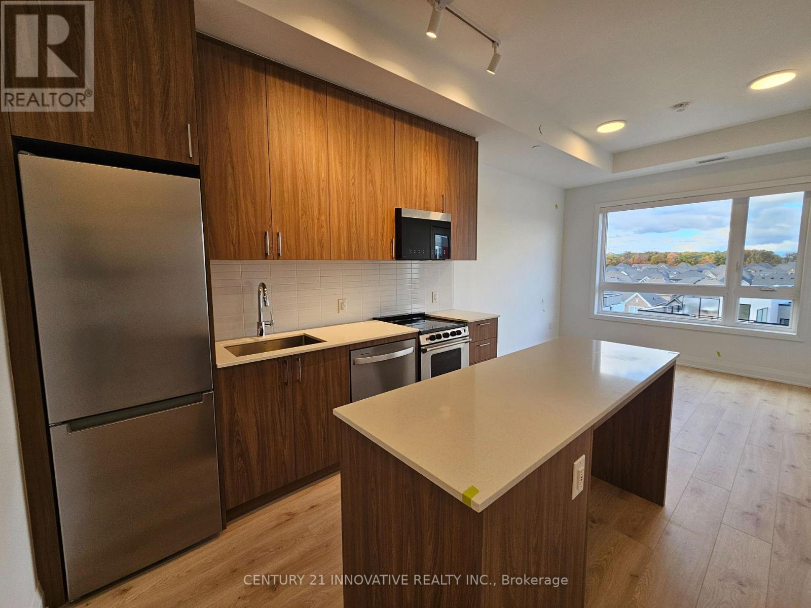 3250 Carding Mill Trail, Oakville, Ontario L6M 1L3 - Photo 2 - W12517790