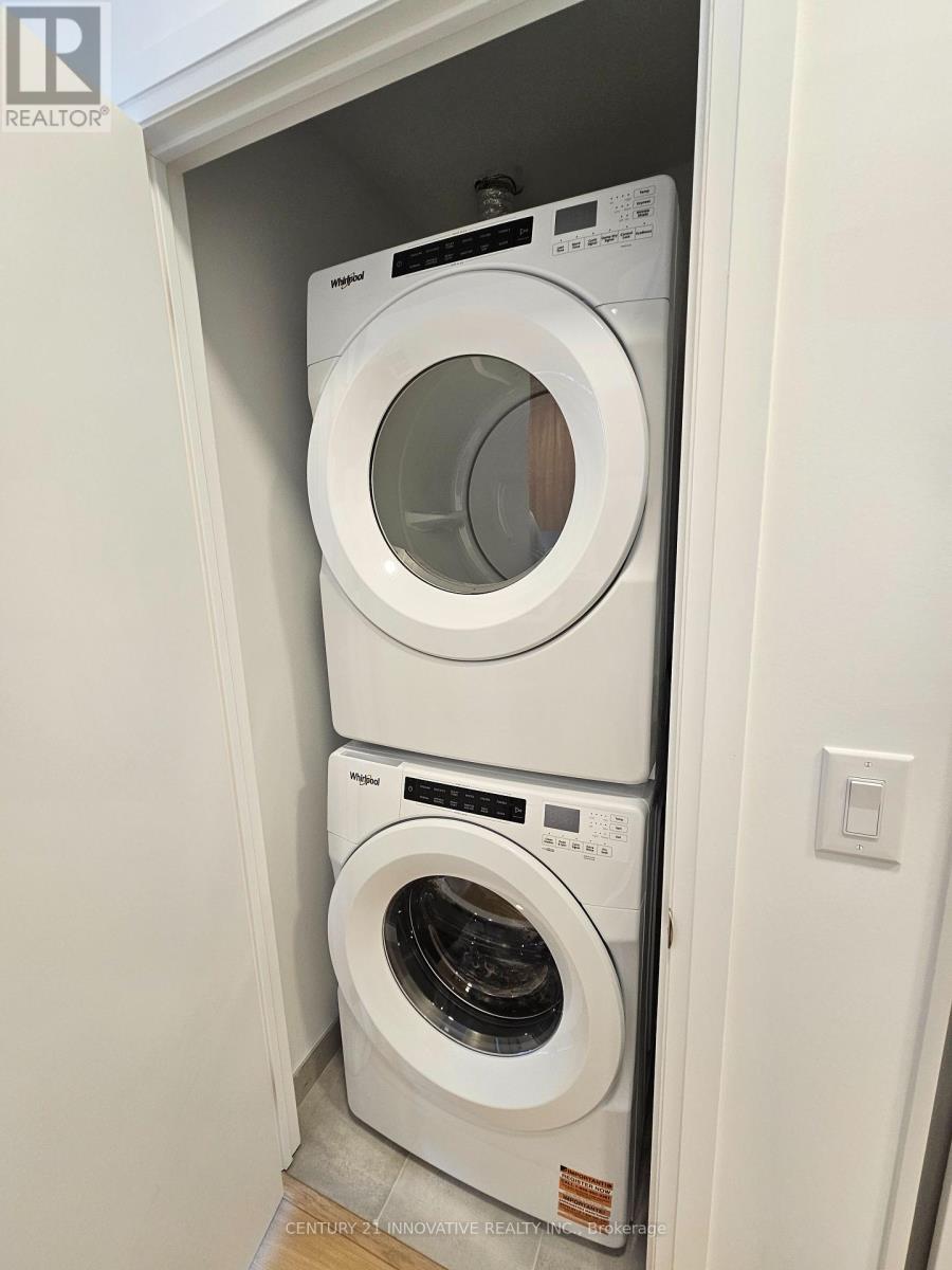 3250 Carding Mill Trail, Oakville, Ontario L6M 1L3 - Photo 24 - W12517790