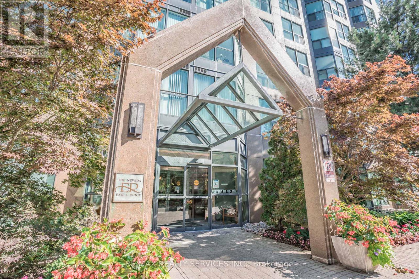 1403 - 2177 Burnhamthorpe Road W, Mississauga, Ontario L5L 5P9 - Photo 3 - W12517792