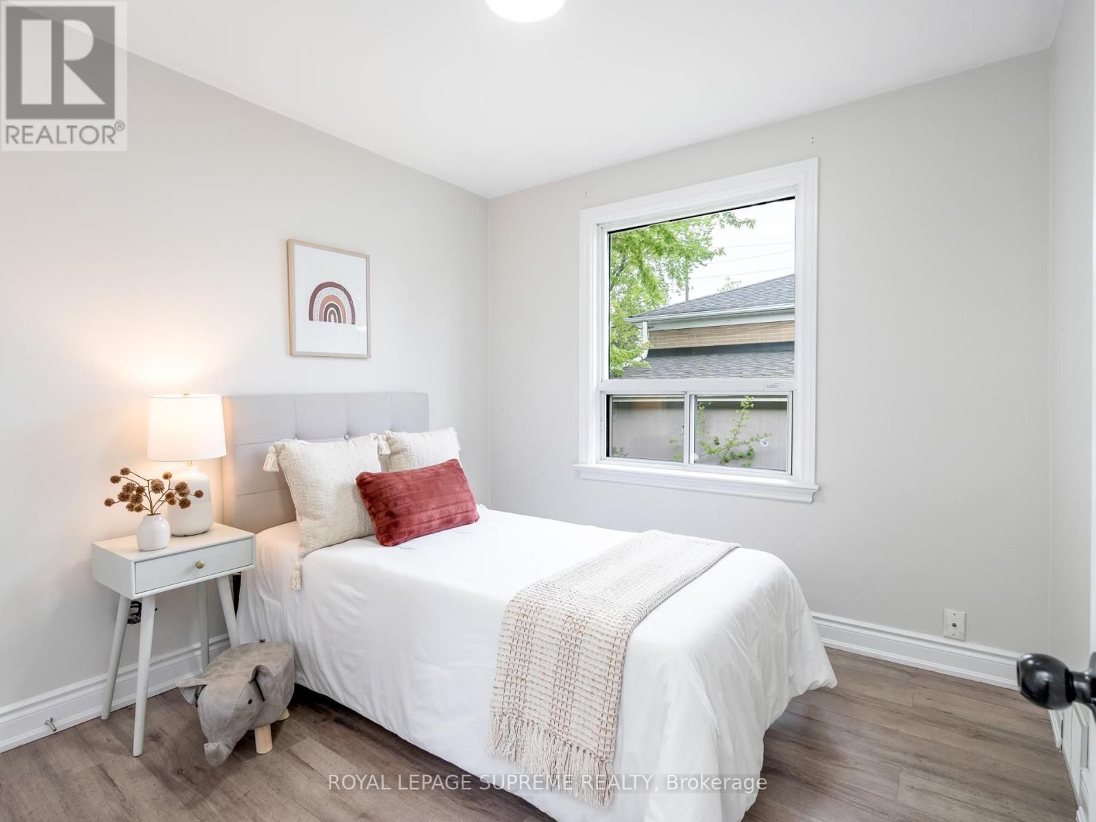 40 Cartwright Avenue, Toronto, Ontario M6A 1T9 - Photo 26 - W12517826