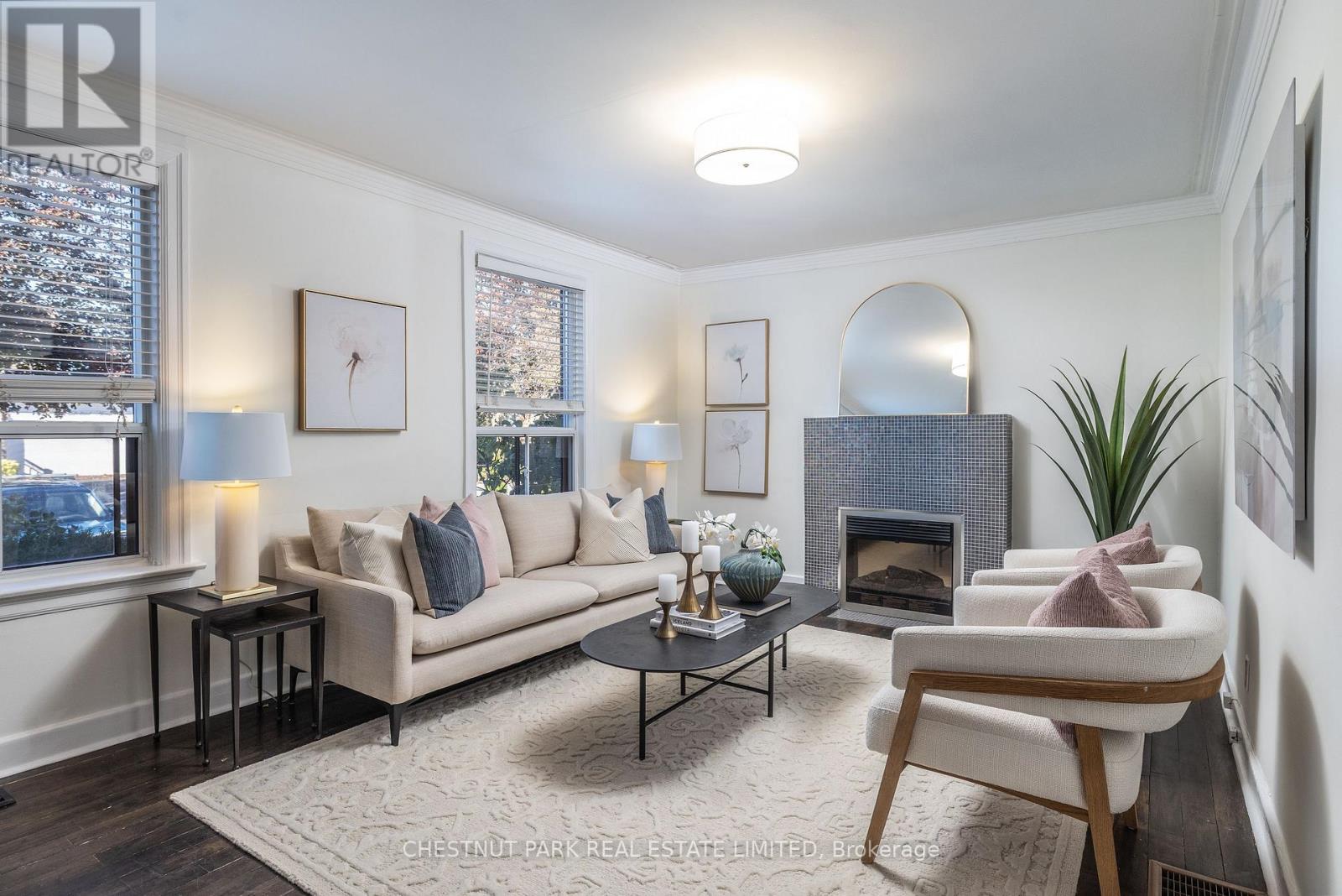 29 Mulholland Avenue W, Toronto, Ontario  M6A 2S1 - Photo 2 - W12517832