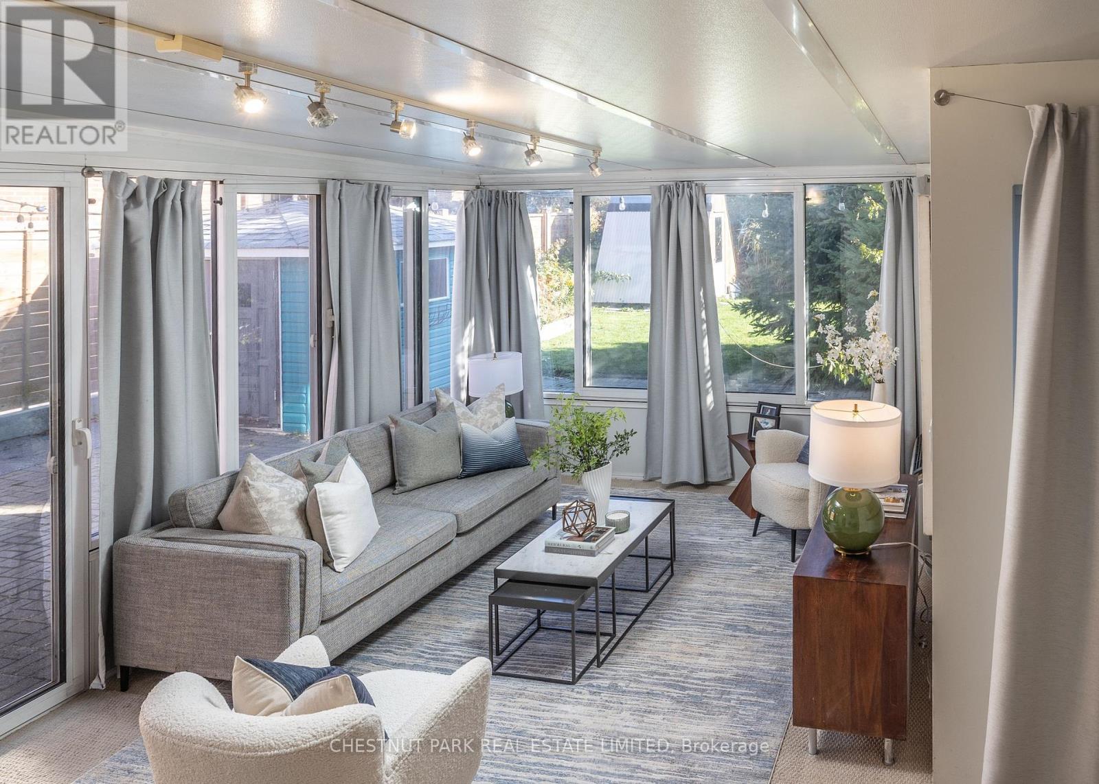 29 Mulholland Avenue W, Toronto, Ontario  M6A 2S1 - Photo 7 - W12517832