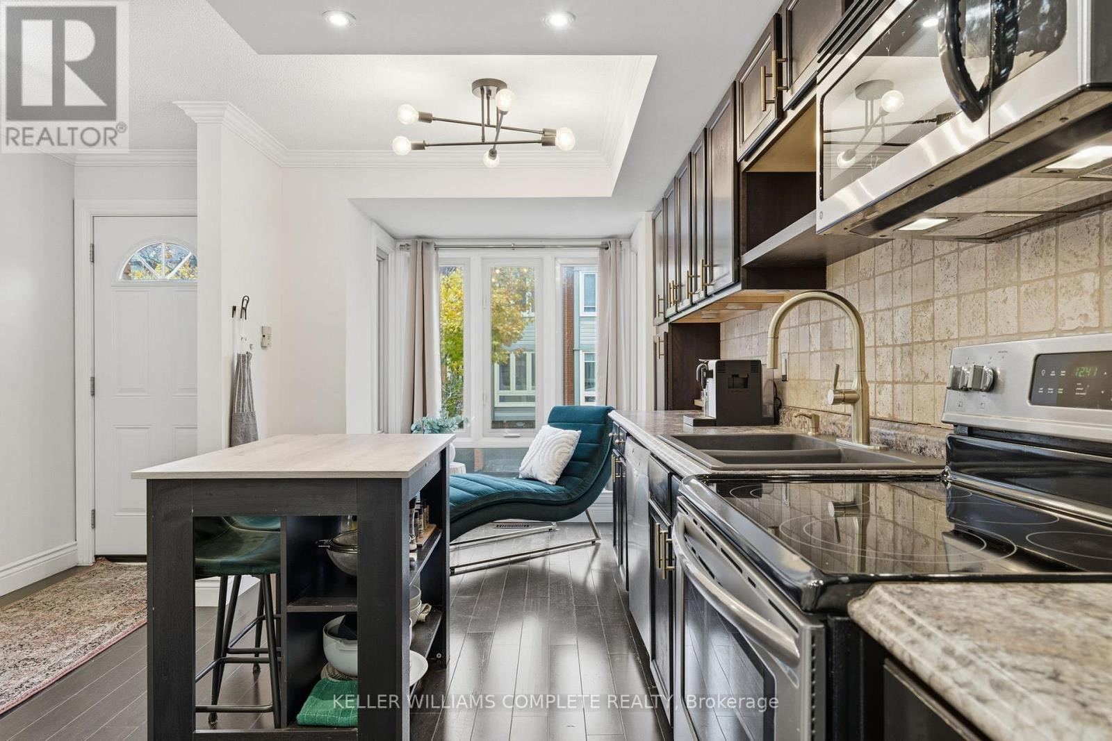 614 - 895 Maple Avenue, Burlington, Ontario L7S 2H7 - Photo 6 - W12517882