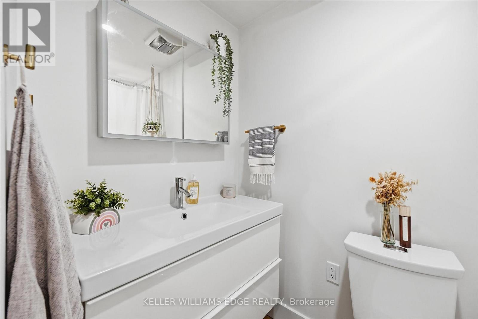 2373 Cayuga Court, Burlington, Ontario  L7P 3L5 - Photo 38 - W12517956