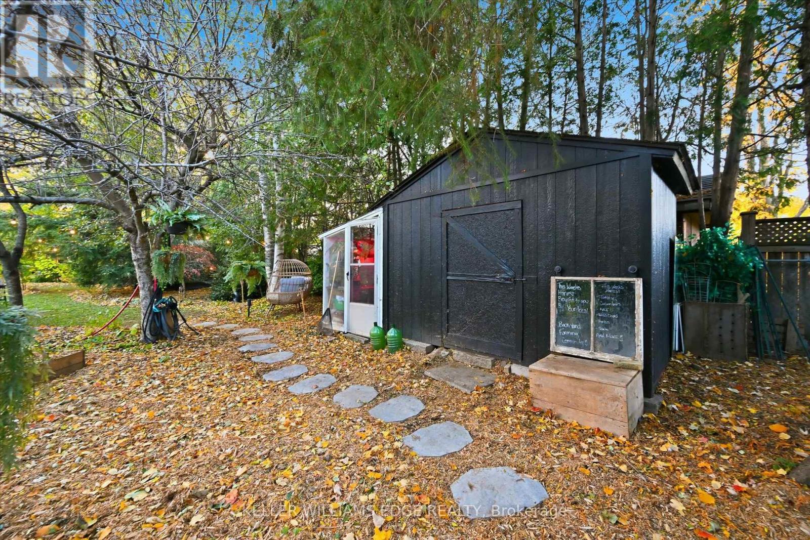 2373 Cayuga Court, Burlington, Ontario  L7P 3L5 - Photo 44 - W12517956