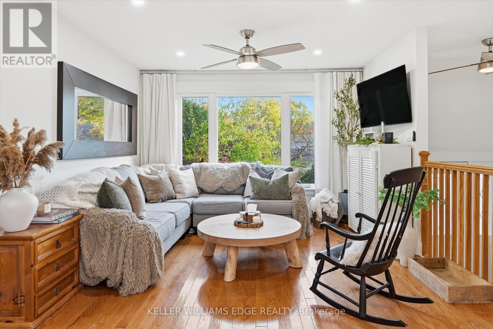 2373 Cayuga Court, Burlington, Ontario  L7P 3L5 - Photo 8 - W12517956