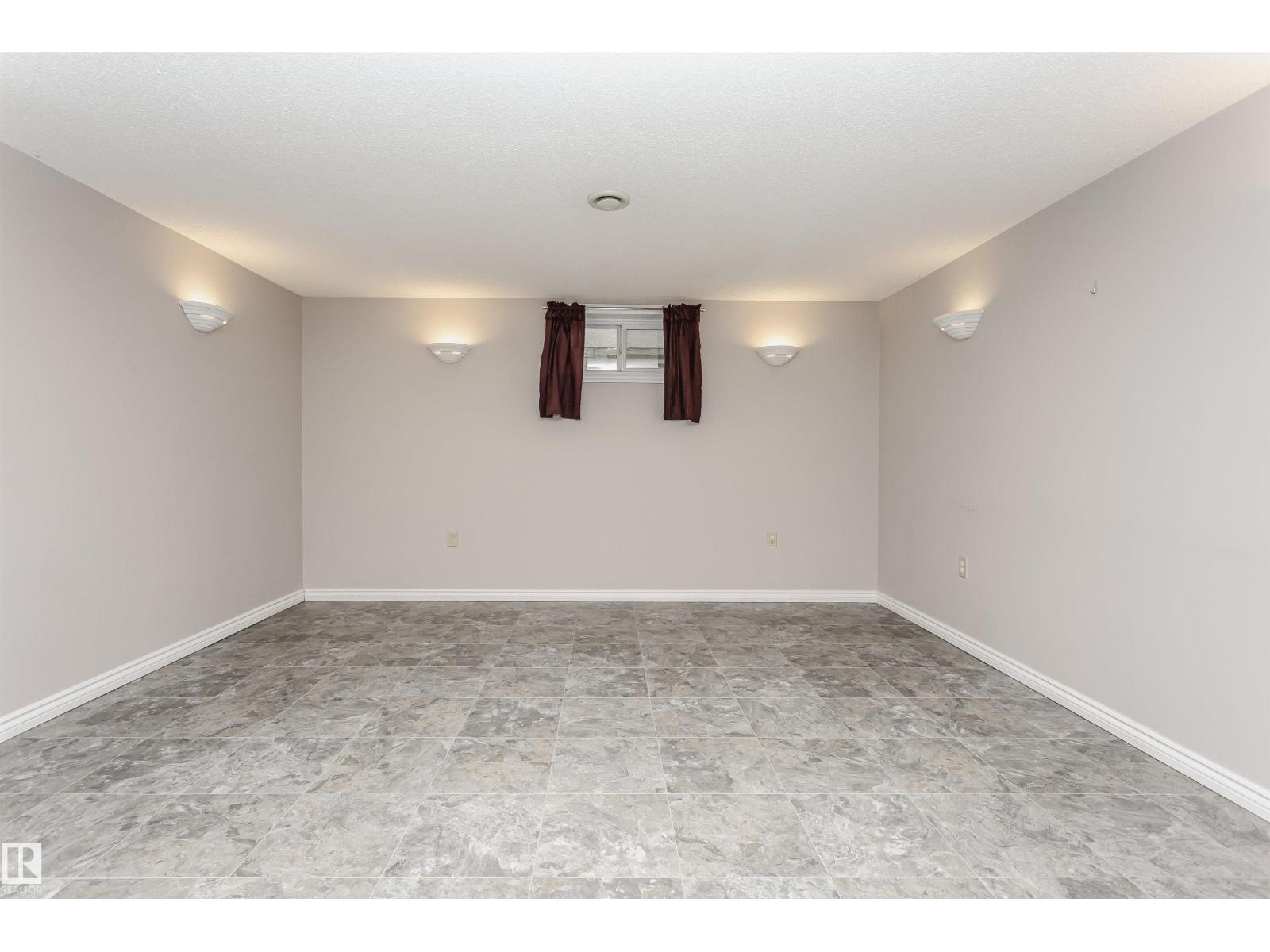 7015 139 Av Nw, Edmonton, Alberta  T5C 2M3 - Photo 23 - E4464930