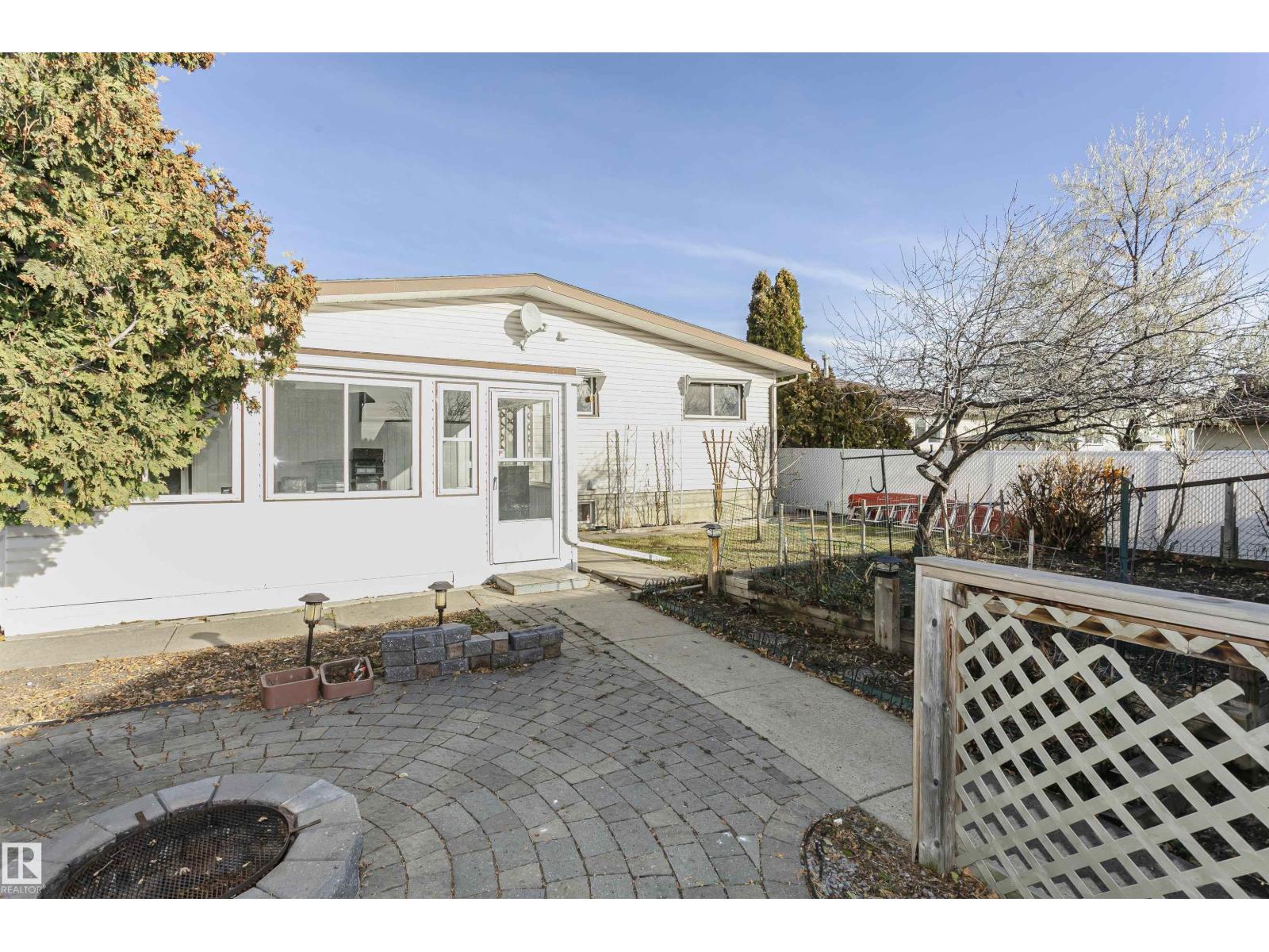 7015 139 Av Nw, Edmonton, Alberta  T5C 2M3 - Photo 36 - E4464930