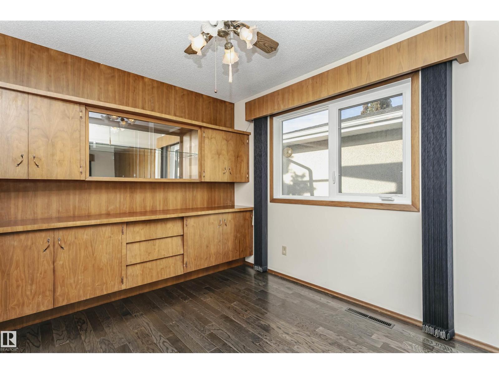 7015 139 Av Nw, Edmonton, Alberta  T5C 2M3 - Photo 9 - E4464930